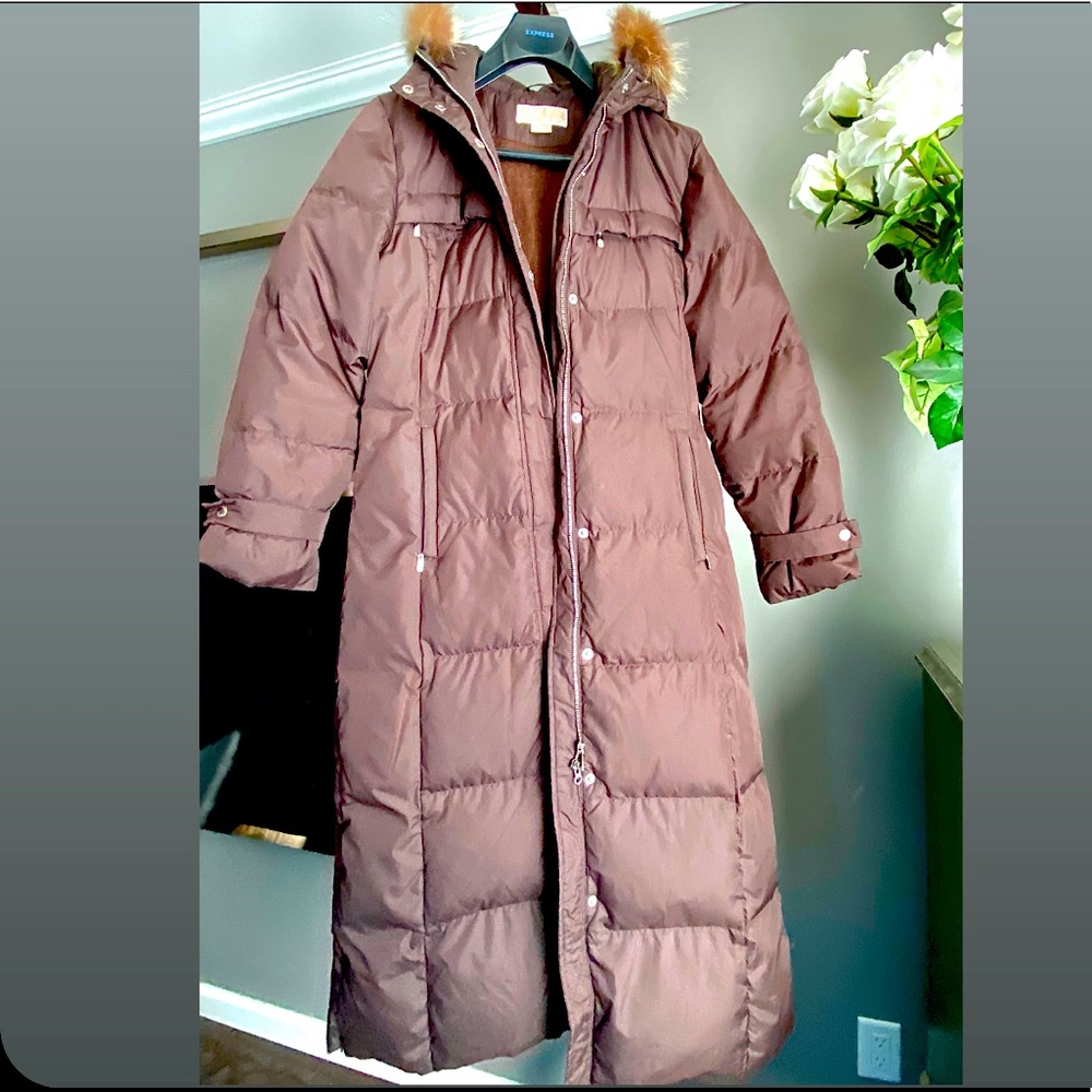 Michael Kors Down Puffer Coat with Genuine Fox trim Hood.